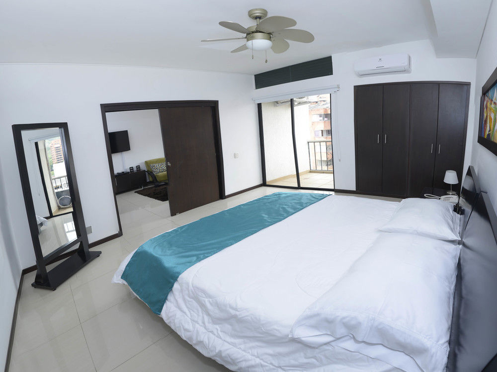 On Apartasuites Cali Kültér fotó